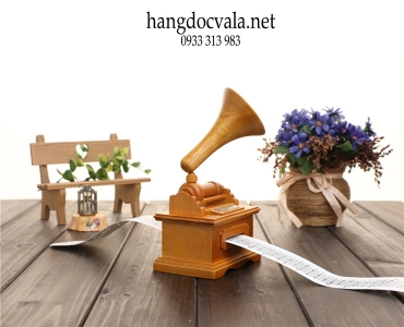 Hộp phát nhạc máy hát gỗ cổ điển tự sáng tác nhạc 
